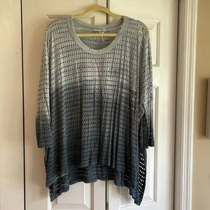 Womens Med, hombre pale to dark blue HARD TAIL, Great cond. covers the booty